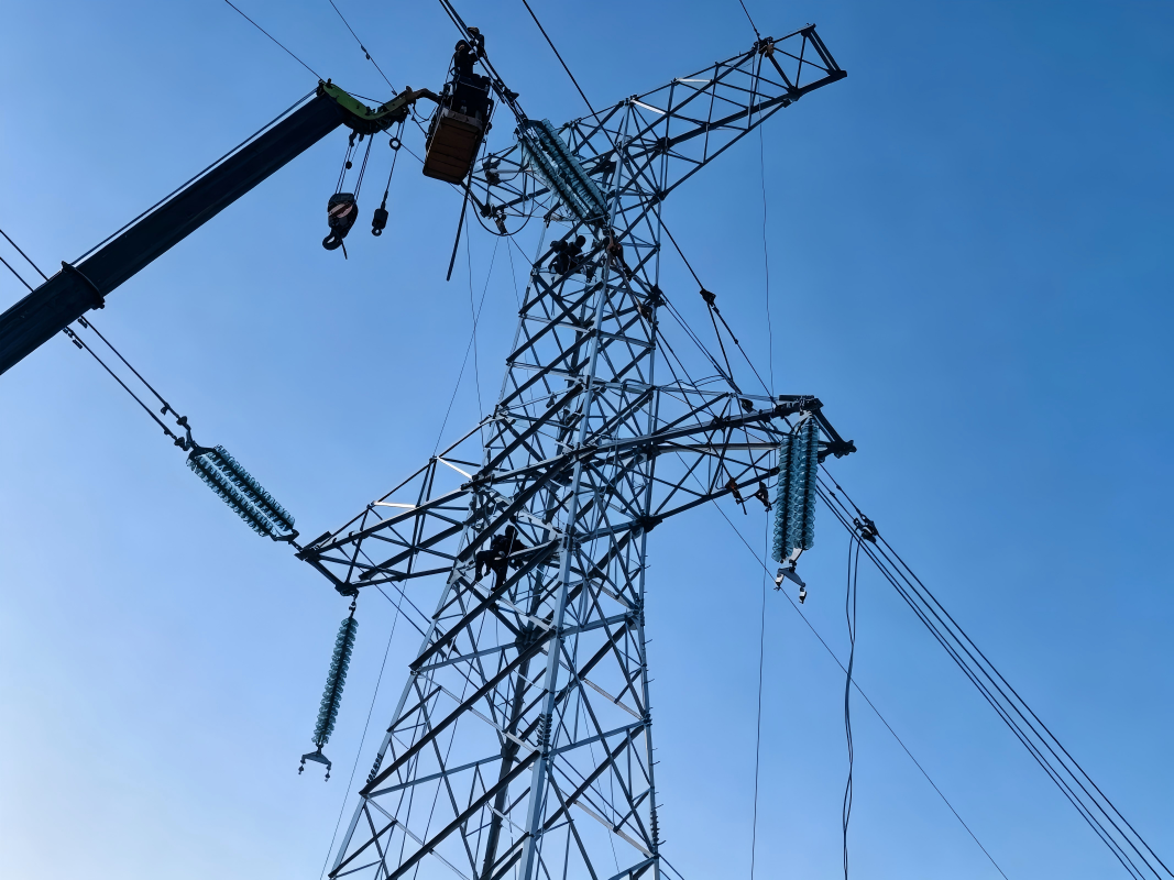 中国 110KV 输电塔